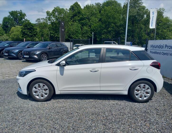 Hyundai i20 4