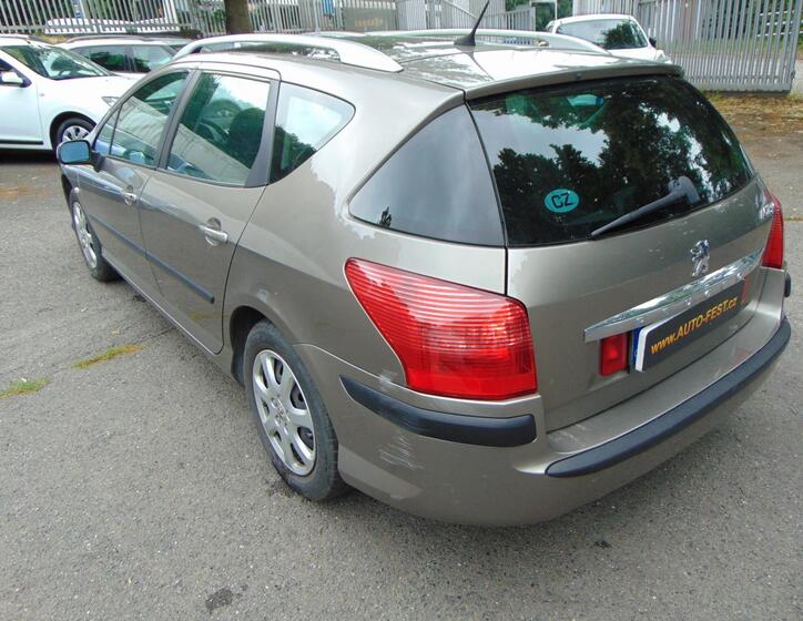 Peugeot 407 7