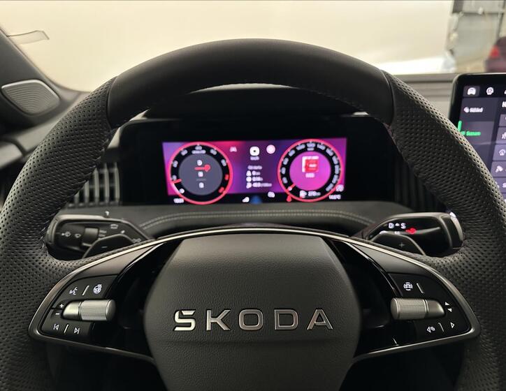 Škoda Superb 18