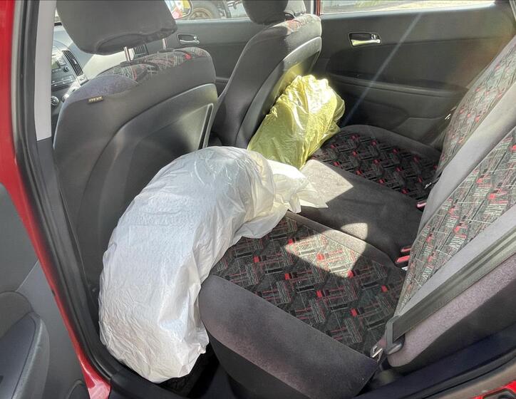 Hyundai i30 27