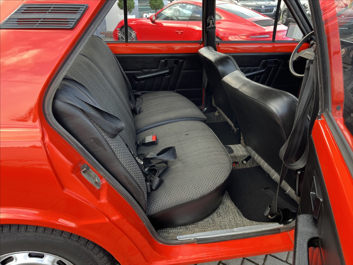 Škoda 105