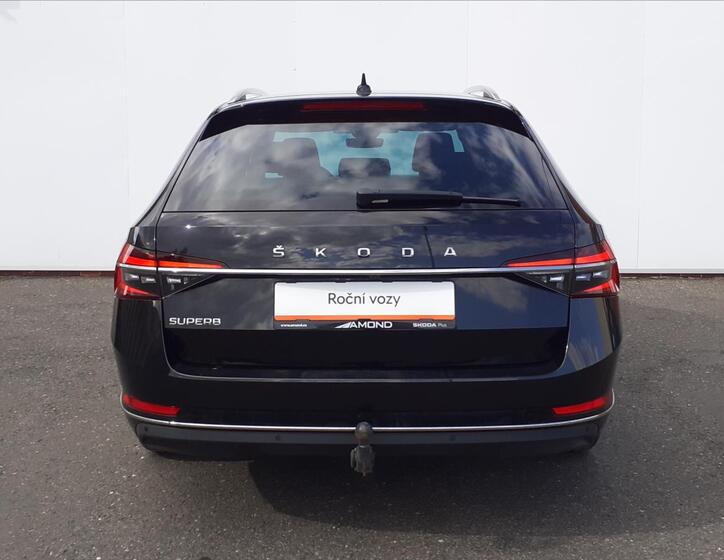 Škoda Superb 30