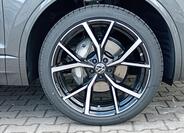 Volkswagen Touareg 9