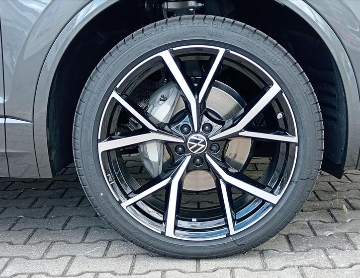 Volkswagen Touareg 9