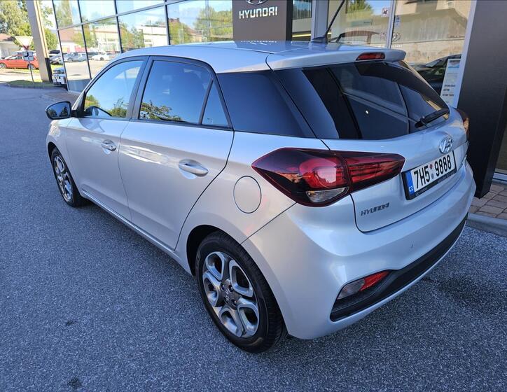 Hyundai i20 4