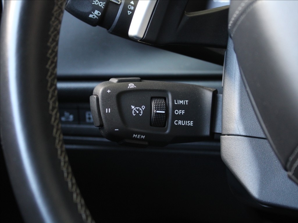 DS Automobiles DS9
