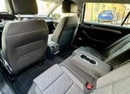 Volkswagen Passat 9