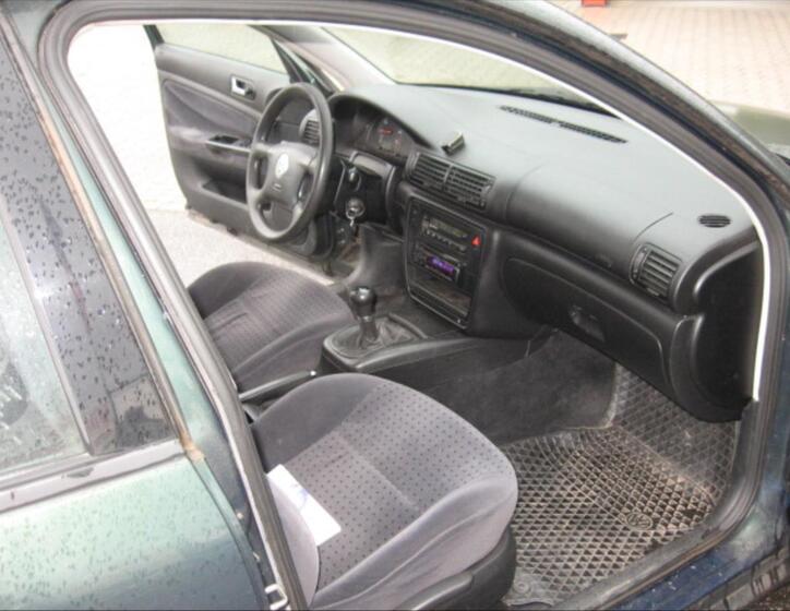 Volkswagen Passat 10