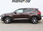 Volvo XC40 4