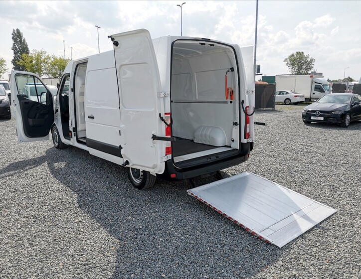 Renault Master 25