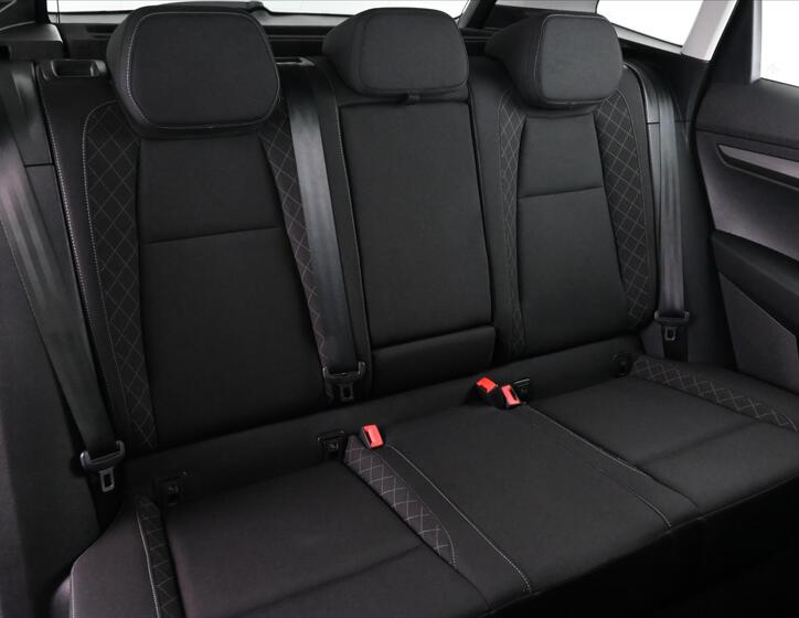 Škoda Karoq 28