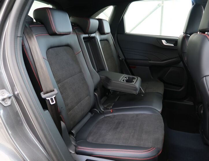 Ford Kuga 31