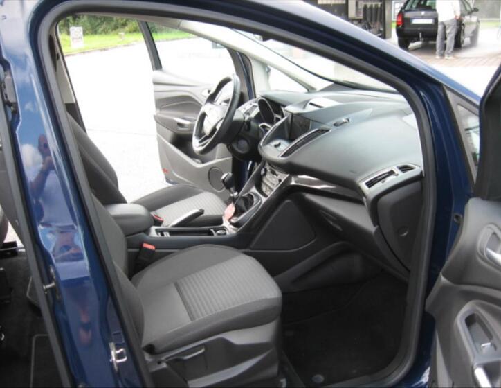 Ford Grand C-MAX 9