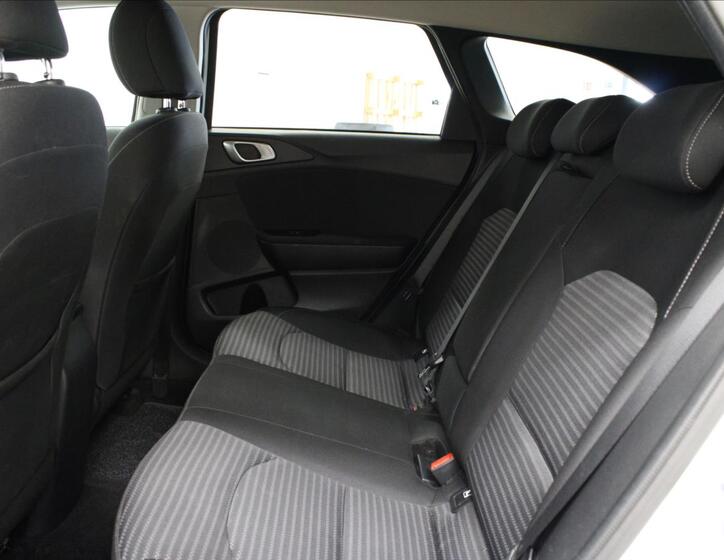 KIA Ceed 14