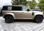 Land Rover Defender 13