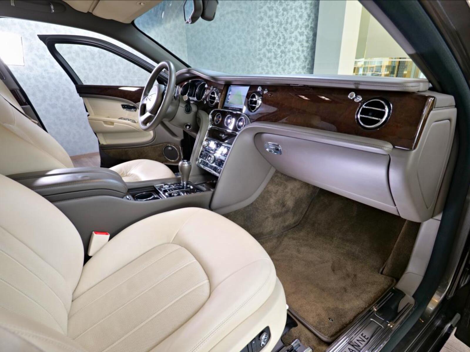 Bentley Mulsanne 31