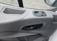 Ford Transit 8