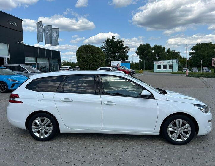 Peugeot 308 10