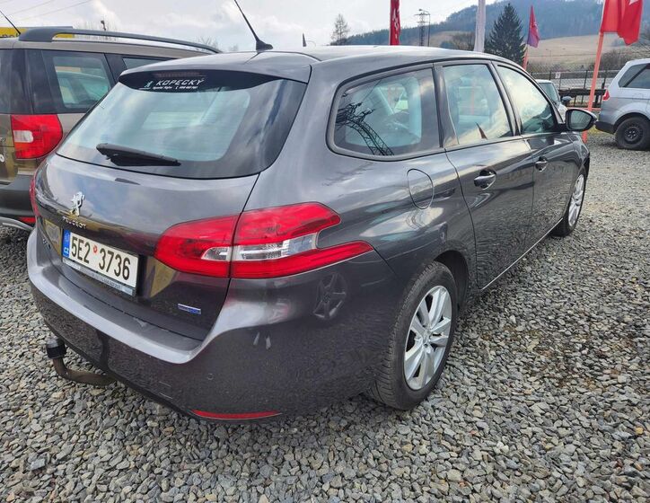 Peugeot 308 11