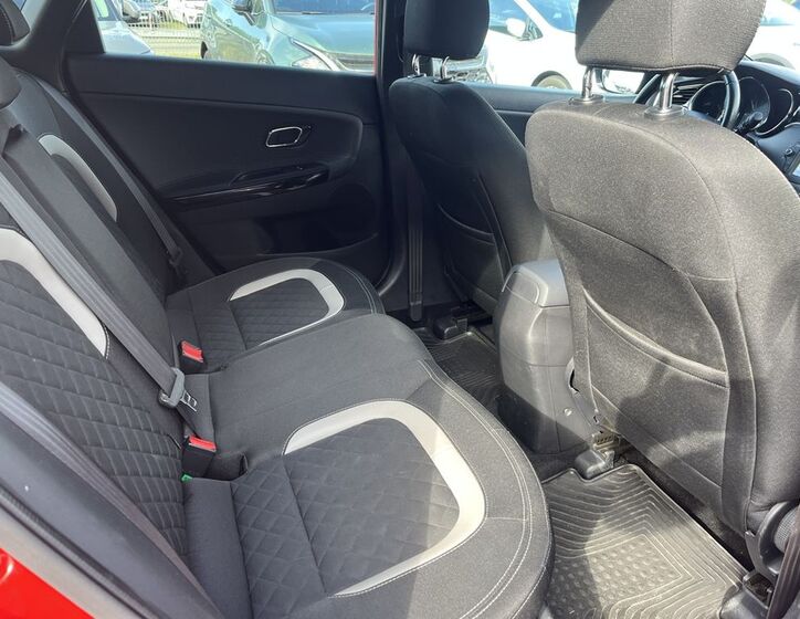 KIA Ceed 10