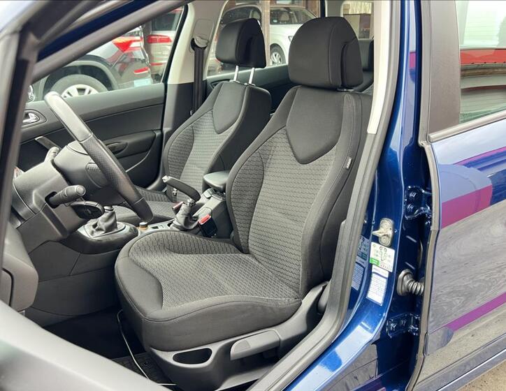 Peugeot 308 9