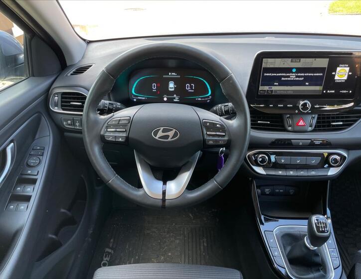 Hyundai i30 9