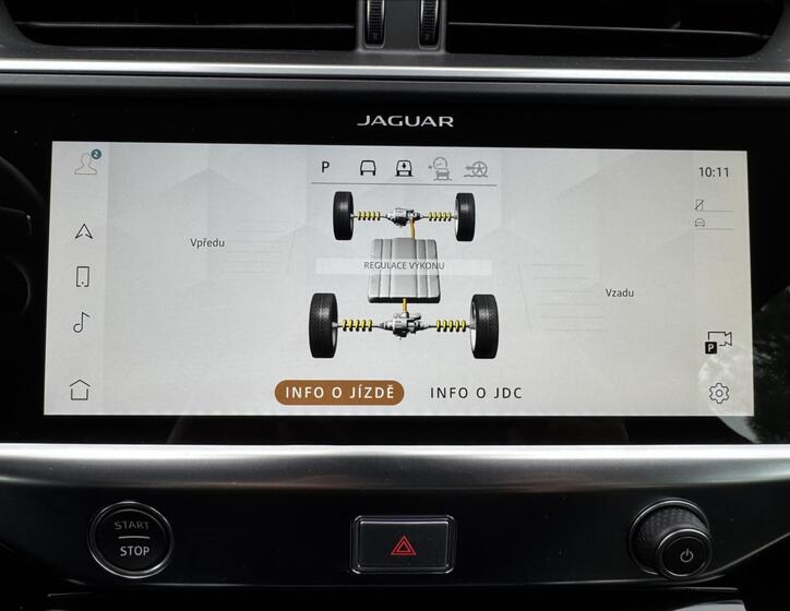 Jaguar I-Pace 37