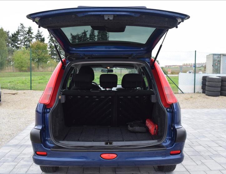 Peugeot 206 23