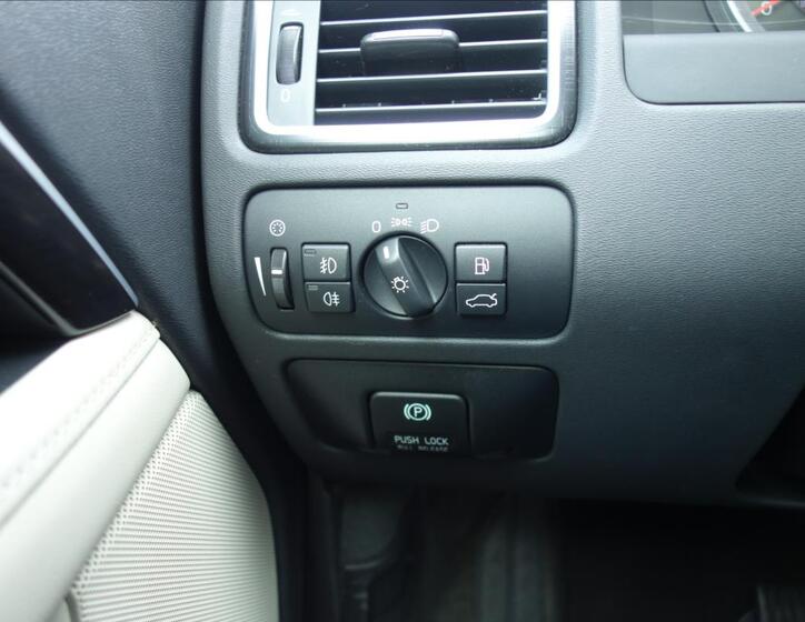 Volvo XC70 35