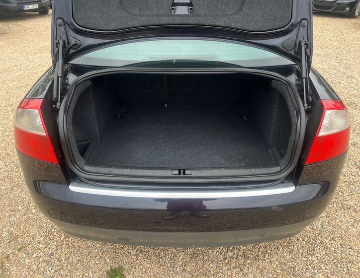 Audi A4 14