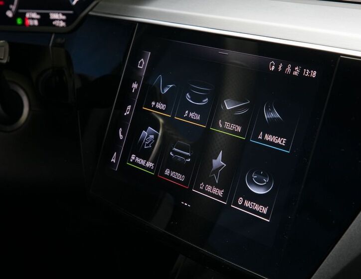 Audi e-tron 25