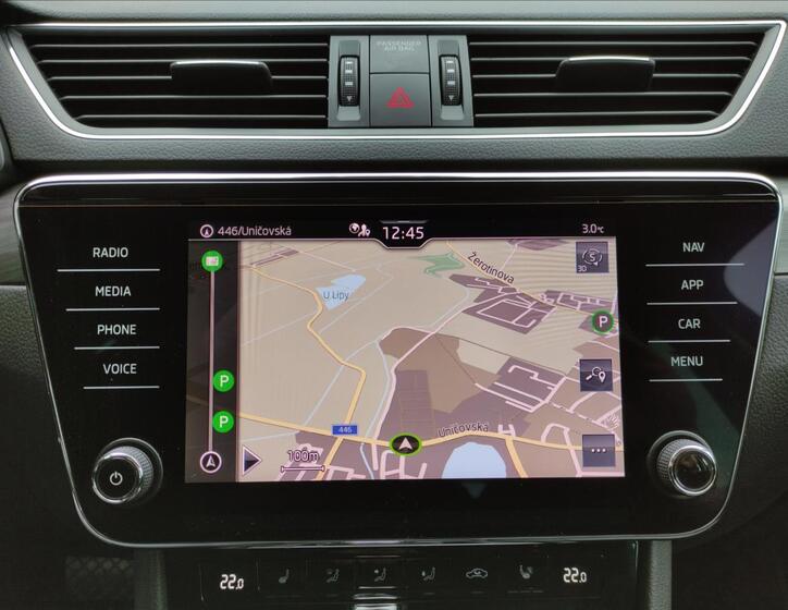 Škoda Superb 18