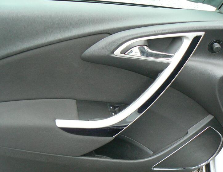 Opel Astra 9