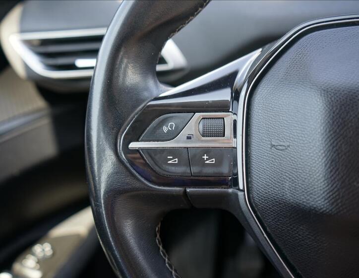 Peugeot 3008 24