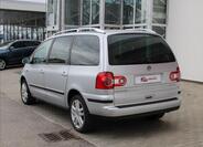 Volkswagen Sharan 4