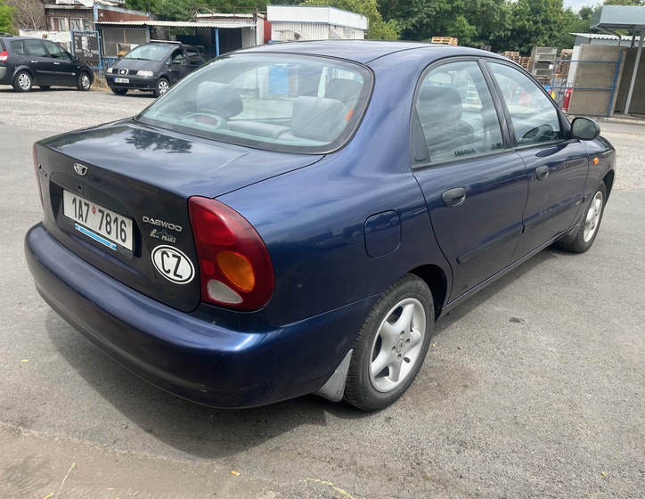 Daewoo Lanos 5