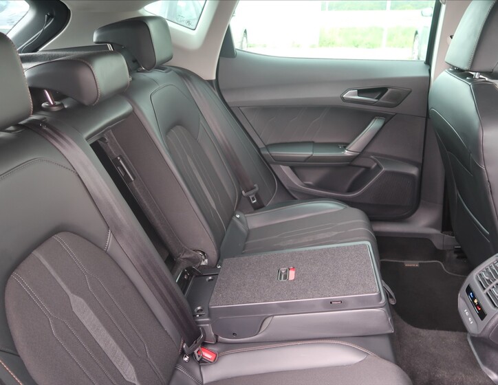 Cupra Formentor 13