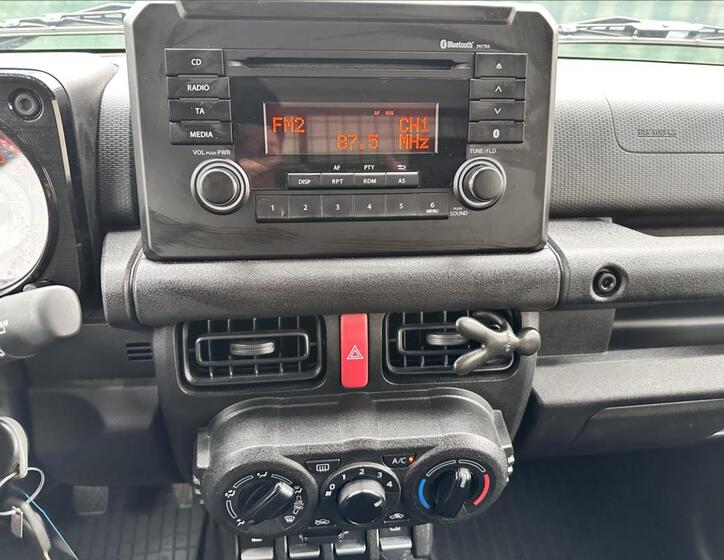 Suzuki Jimny 15