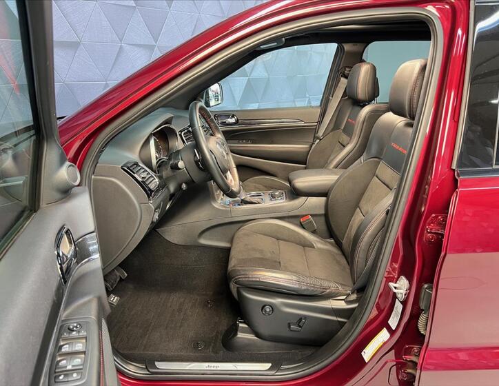 Jeep Grand Cherokee 11