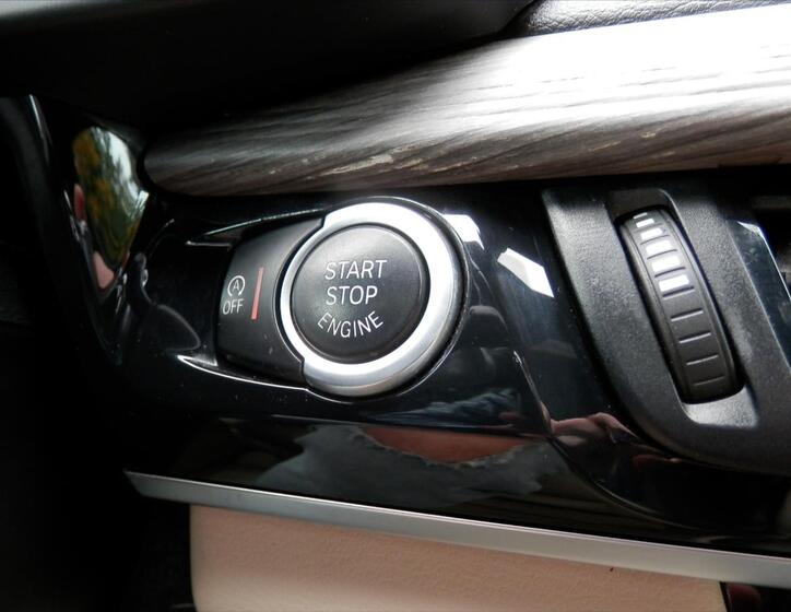 BMW X5 24