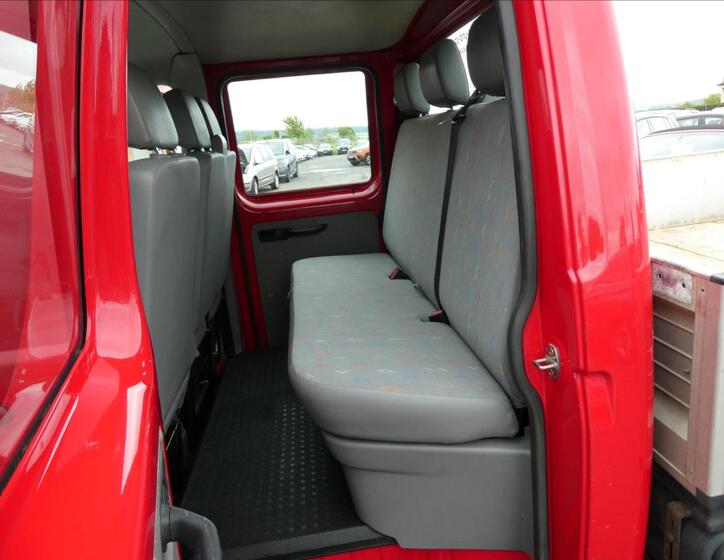 Volkswagen Transporter 18