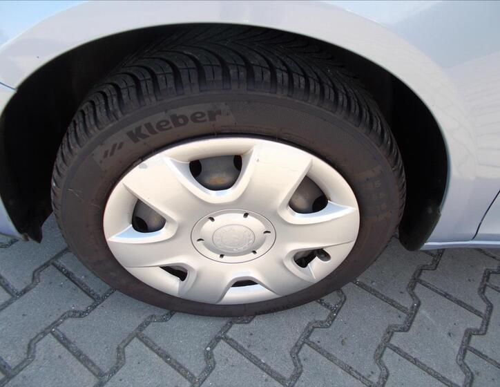 Škoda Roomster 6