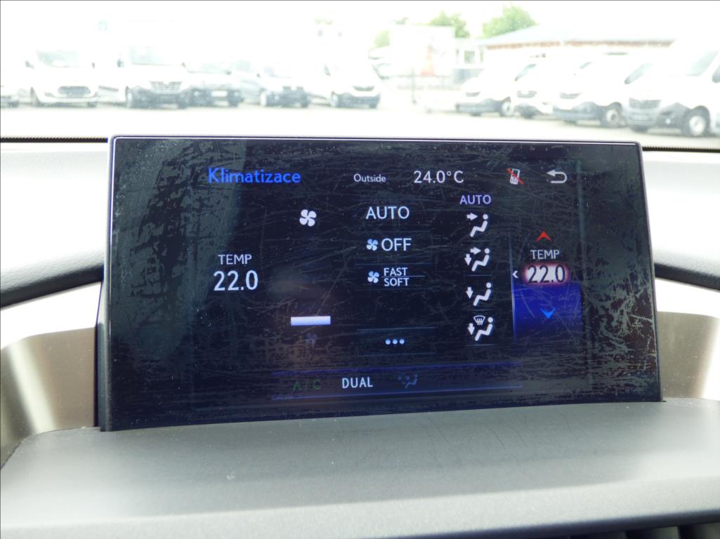 Lexus NX 300h