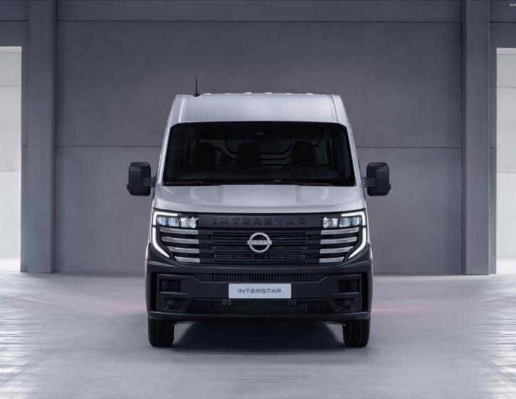 Nissan Interstar 2