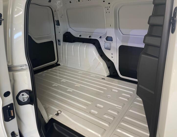 Volkswagen Caddy 13