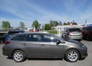 Toyota Auris 12
