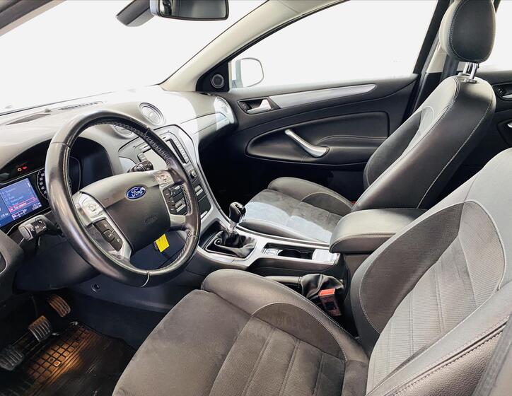 Ford Mondeo 5