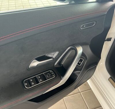 Mercedes-Benz CLA 11