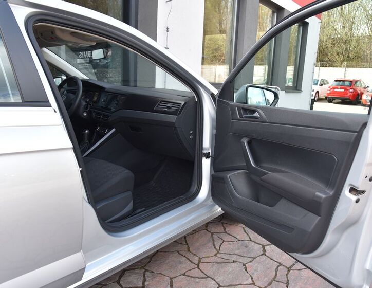 Volkswagen Polo 12