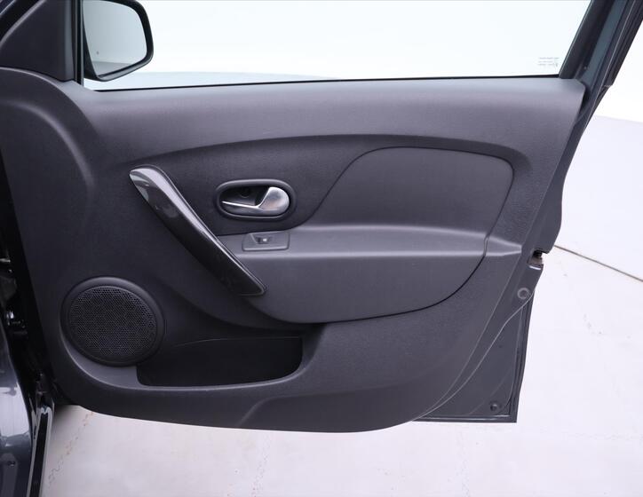 Dacia Logan 9